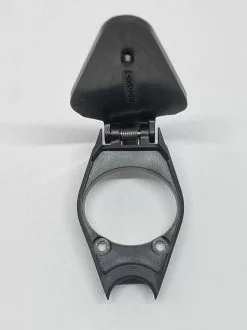 Bulls / Pegasus Abdeckung Ladebuchse Und Schloss Für Bosch Powertube 2022 Mit Federdeckel -Fahrradzubehör Verkäufe Bulls Pegasus Abdeckung fuer Ladeanschluss Schloss Powertube Klappdeckel mit Feder 2022 CO Z P2202 VLD I 1040 1c