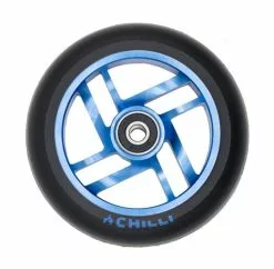 Chilli Pro Scooter Ersatzrolle Wheel Izzy-Sky 110mm Black PU / Blue Core